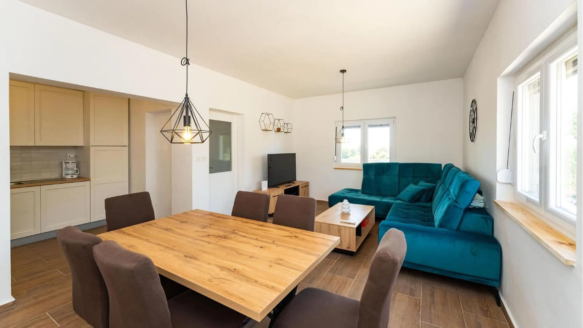 3 Bedroom Awesome Home In Rastevic Prázdninový dům